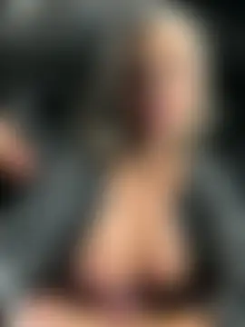 Alimela Adlı Modelin Canlı Sohbet Odası