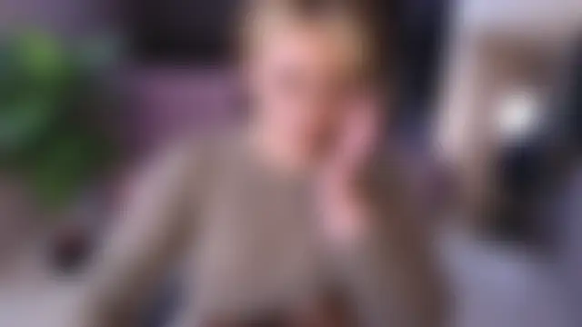 hott_mind_ লাইভ XXX চ্যাট
