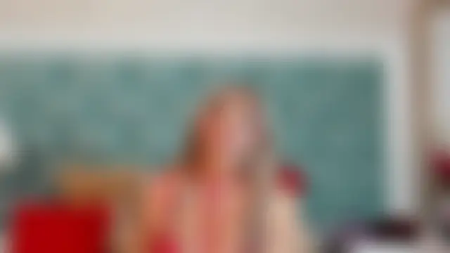 MiaMancini Adlı Modelin Canlı Sohbet Odası