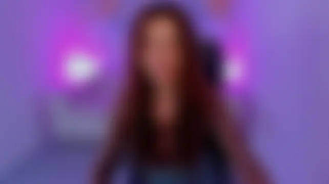 AsterBlom Live XXX Chat