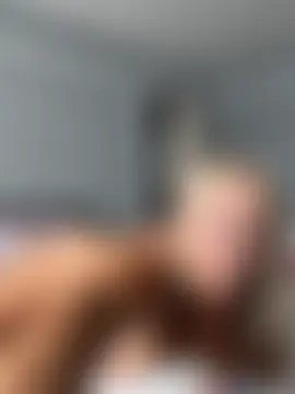 Blondnboujee53 লাইভ চ্যাট রুম