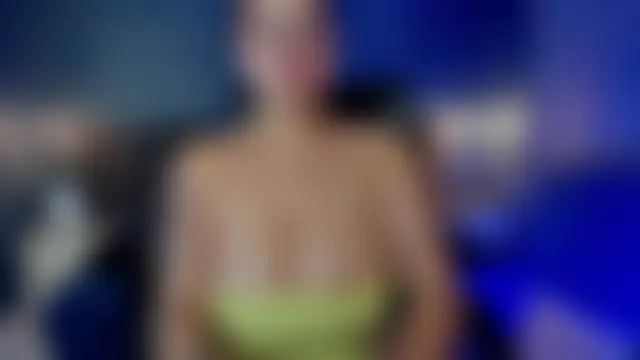 miapichxs Adlı Modelin Canlı Sohbet Odası