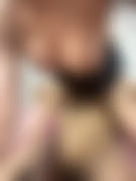 Amee_ লাইভ চ্যাট রুম