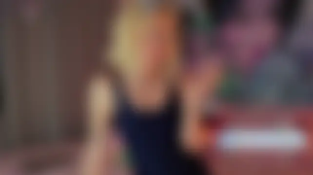 غرفة دردشة Sonnie_mami المباشرة