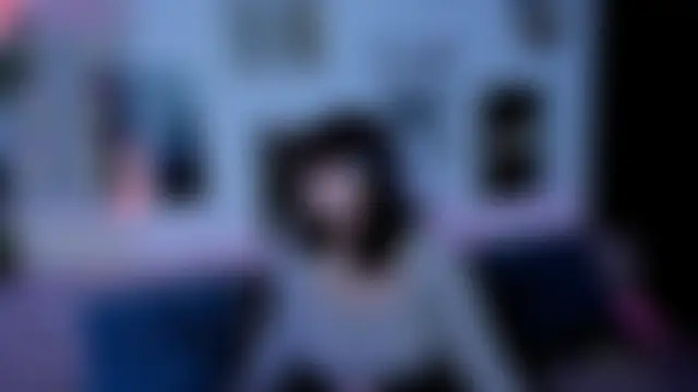 AlyaAngel – Naživo chatovacia miestnosť
