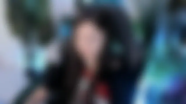 Elainebeness Live Chatrum