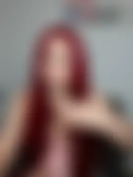 חדר צ'אט בשידור חי של Red_Chantal