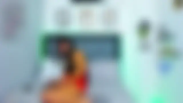 Chat soba uživo modela CristalLoren