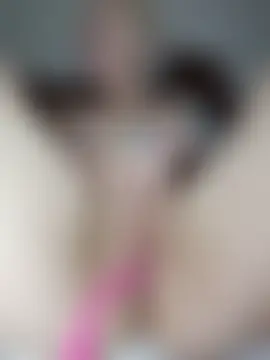 NakedFlowerHelena Adlı Modelin Canlı XXX Sohbeti