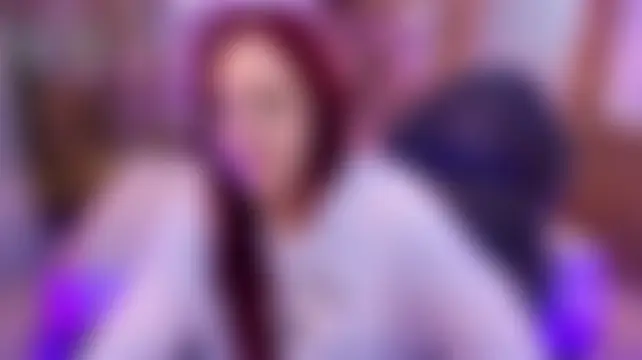 חדר צ'אט בשידור חי של ANNE_TAY1