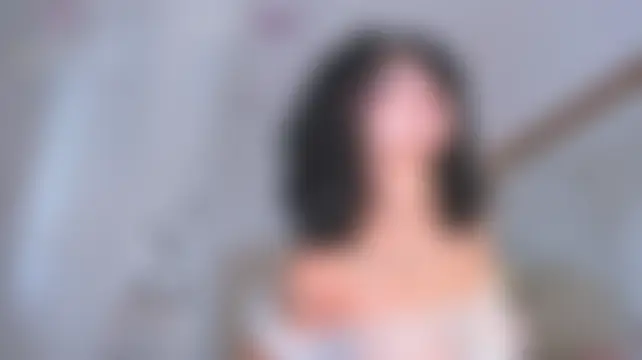 Emma_Torres__ 现场聊天室
