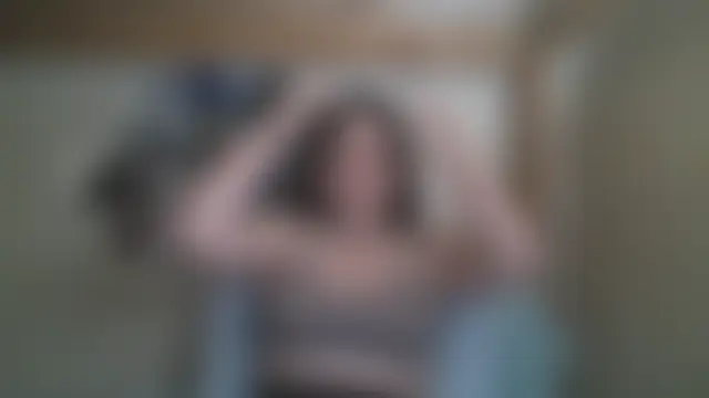 RiaLowelyt XXX чат на живо