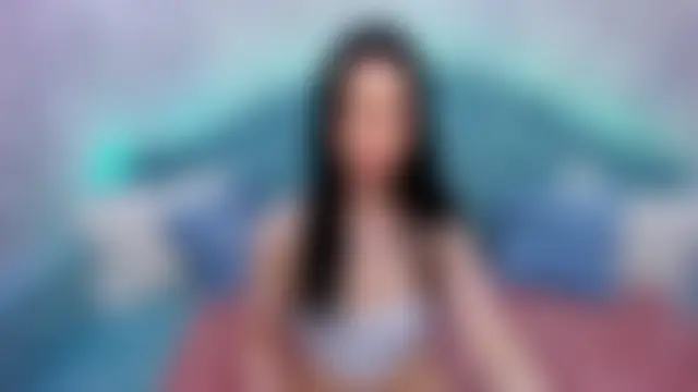 MiaVaine Adlı Modelin Canlı XXX Sohbeti