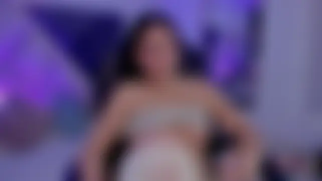 GiaCaprianii Adlı Modelin Canlı XXX Sohbeti