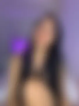 Phòng Chat Trực Tiếp ArianaReynoldss