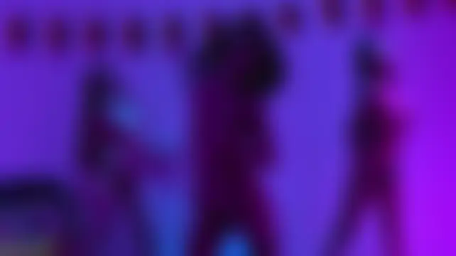 Velvet--girl: διαδικτυακό σόου στην κάμερα