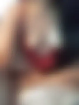 Jolie-Clark Adlı Modelin Canlı XXX Sohbeti