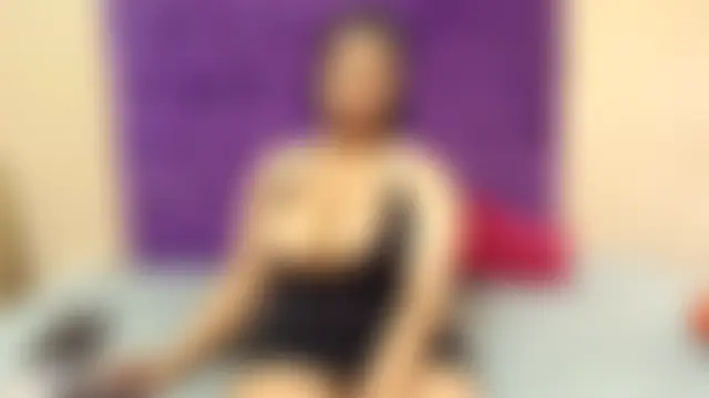 EBONYBUSTYY XXX чат на живо