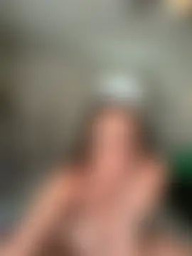 XXX chat uživo modela ChubbyBetty15
