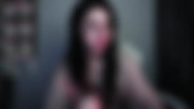 غرفة دردشة FetishForCassie المباشرة