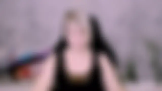 Djullia XXX чат на живо