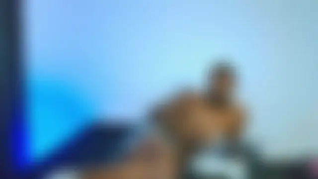 Seks show uživo modela rivaas01 na kameri