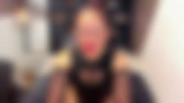 Chat soba uživo modela Charlot_Milf__