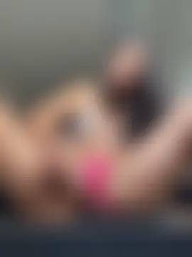 rossilaari Live XXX Chat