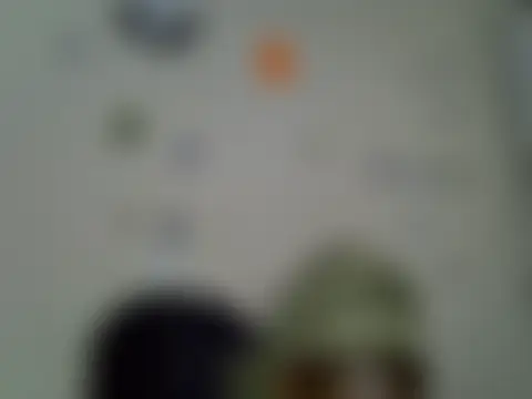 Pretty_troublez's Live Chat Room