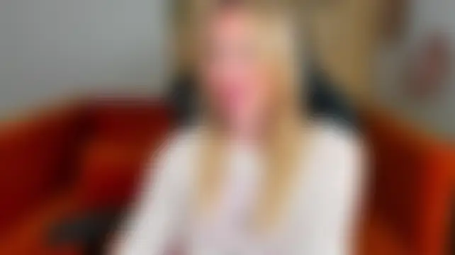 ElaraVoltage Chat XXX in diretta