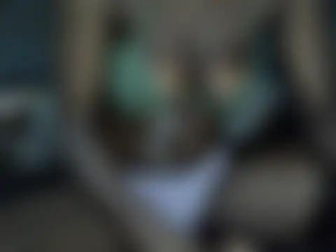Petite_ellaa: онлайн-чат