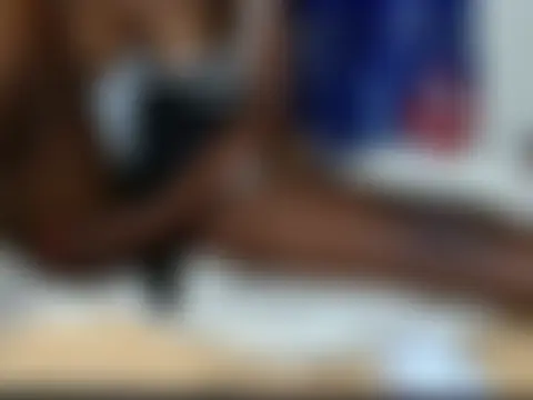 slimthicktrouble লাইভ চ্যাট রুম