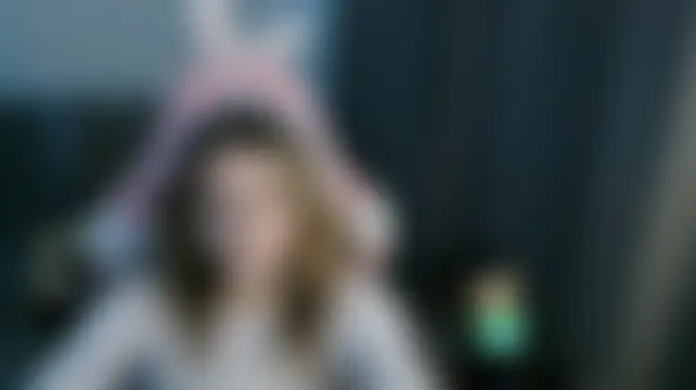 HelenMo0n's Live Chat Room