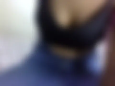 غرفة دردشة QuincyBeb المباشرة