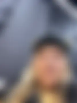 Blondnboujee53のライブチャットルーム