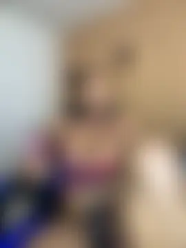 MilfBoobsxx Live Chatrum