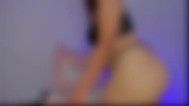 Chat soba uživo modela KateBenett