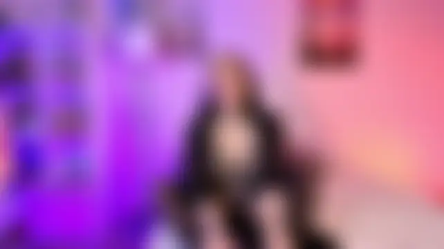 Chat soba uživo modela Moradeyne