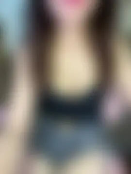 ห้องแชทสดของ Girl-candy8386