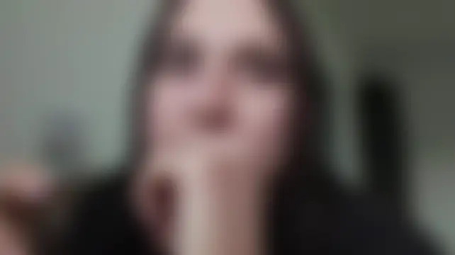 linaguuney2's Live Chat Room