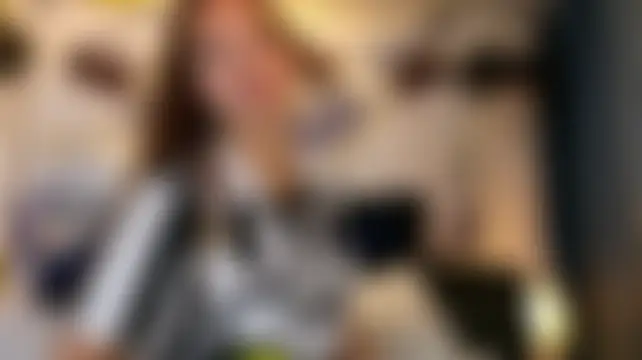 AmmyJones_ XXX чат на живо