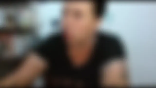 LauraMallioni Chat XXX in diretta