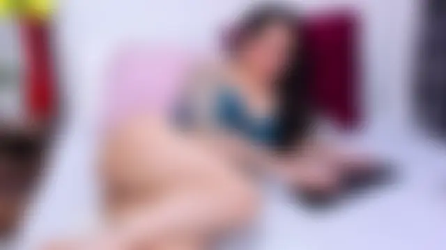 Aurora_Real's Live Webcam Chat