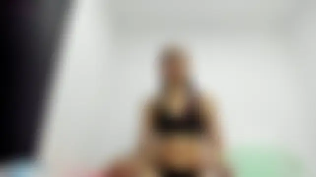 Olivia_Stevens Adlı Modelin Canlı XXX Sohbeti