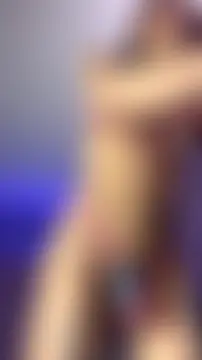 naho_love: διαδικτυακό σόου στην κάμερα