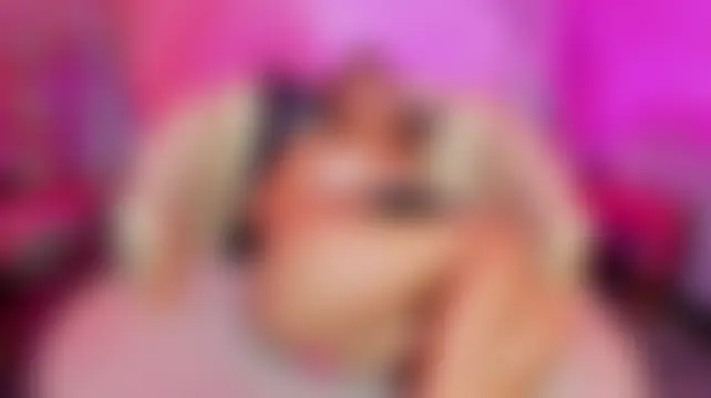 Mila_Blonde1 élő XXX-chatje