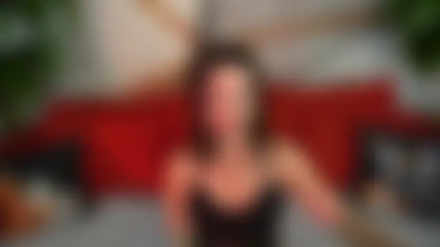 Show modela AriaValee na web-kameri