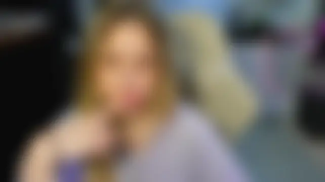 blonde_kellyy লাইভ XXX চ্যাট