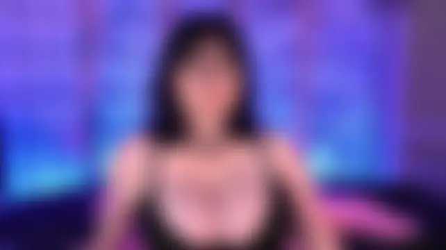 DriveThruAmina_'s Live Webcam Chat