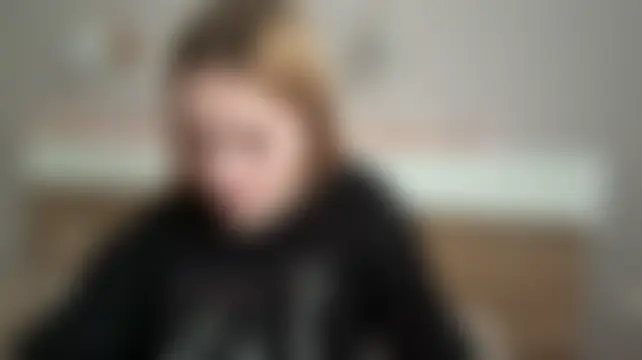 DiaThornley Adlı Modelin Canlı XXX Sohbeti
